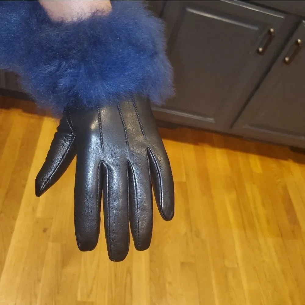 UGG Black LEATHER GLOVES  REAL FUR Blue W/ Shearling cuffs size medium